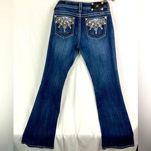 Miss me Woman’s Boot Cut Jeans Size: 32